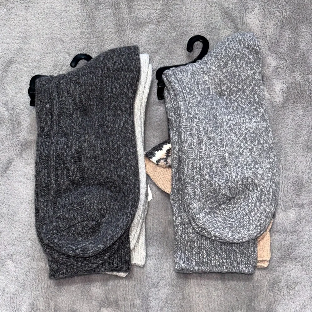 Muk Luks Cozy Up Your Life Crew Height Socks Womens OS‎ (6-11) Gray 4 Pair Pack